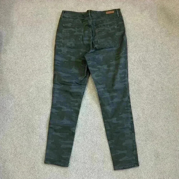 Social Standard by Sanctuary Jeans High Rise Skinny Cotton Camo Green Size 12/31 - Picture 3 of 7